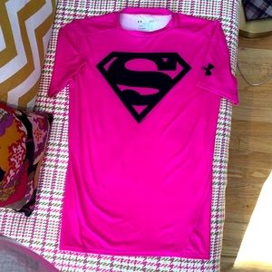 3/$20 Supergirl Under Armour top